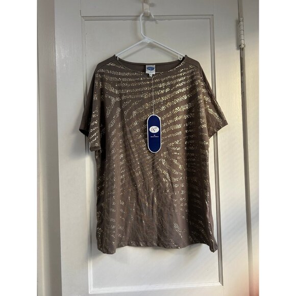 NWT!! Women’s DG2 T-shirt. - Picture 1 of 3